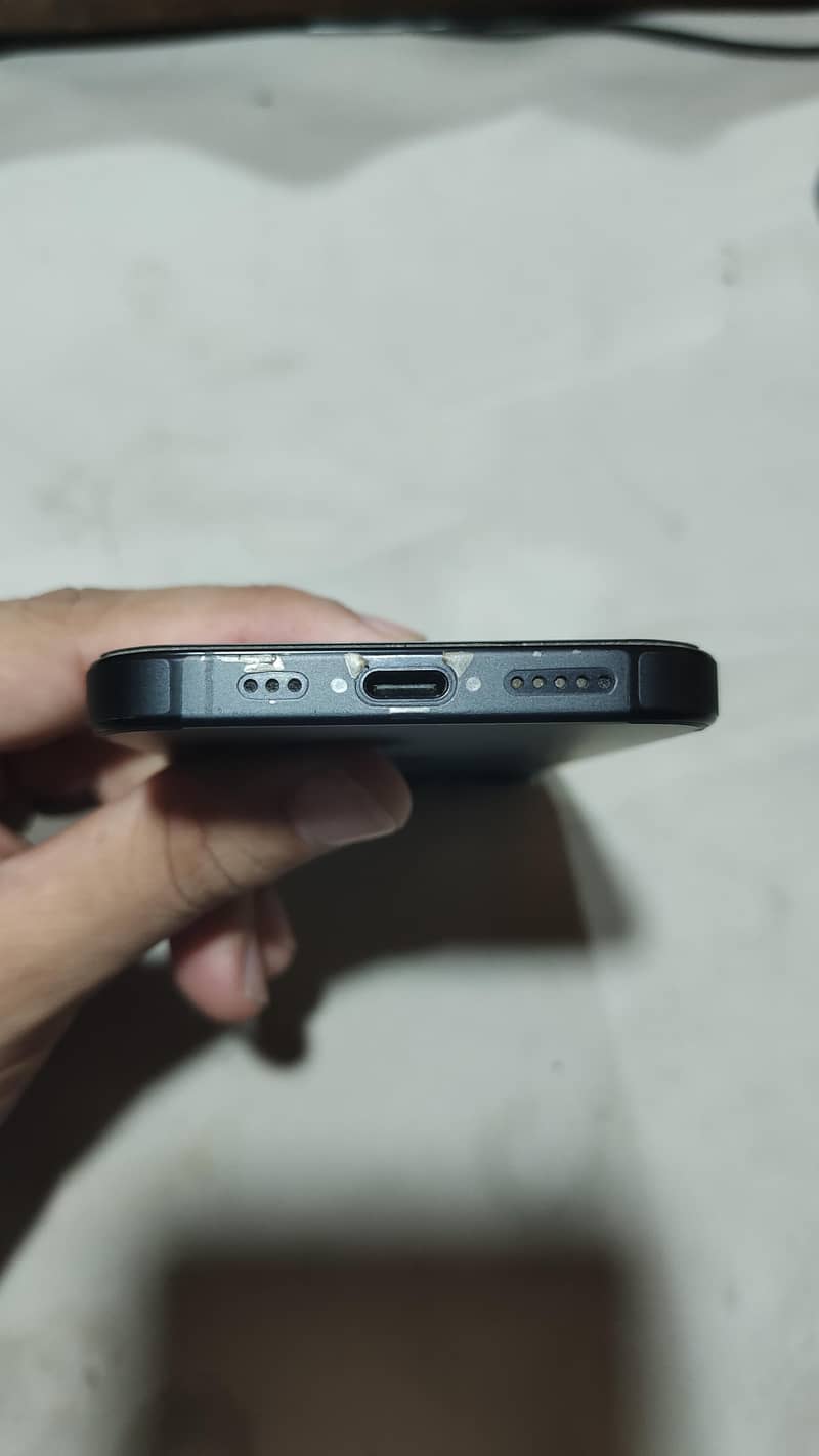 Iphone 16pro JV 3
