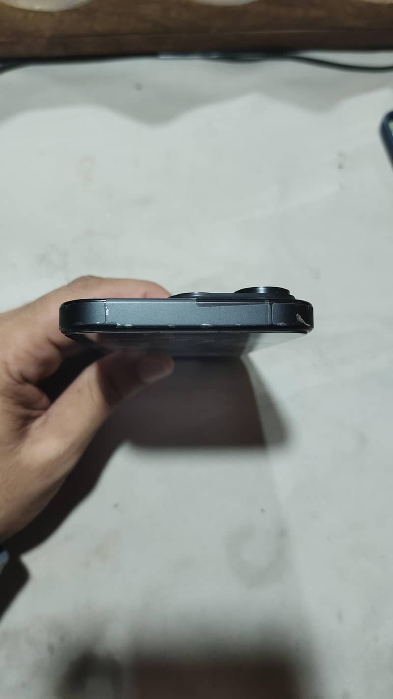 Iphone 16pro JV 4