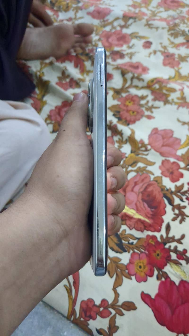 Tecno CAMON 30 Pro 2