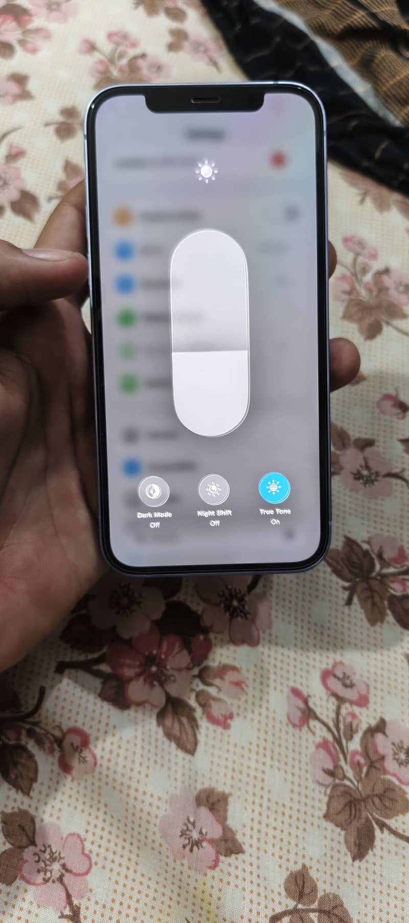 Apple iPhone 12 7