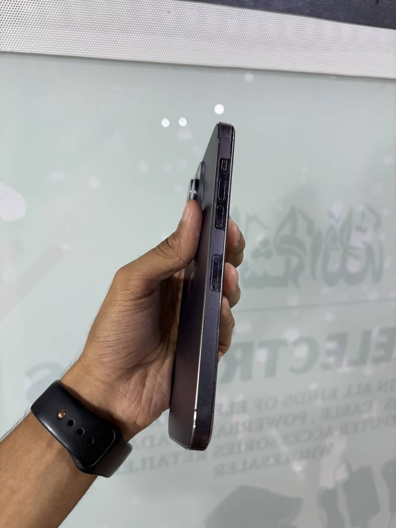 Apple iPhone 14 Pro Max 5