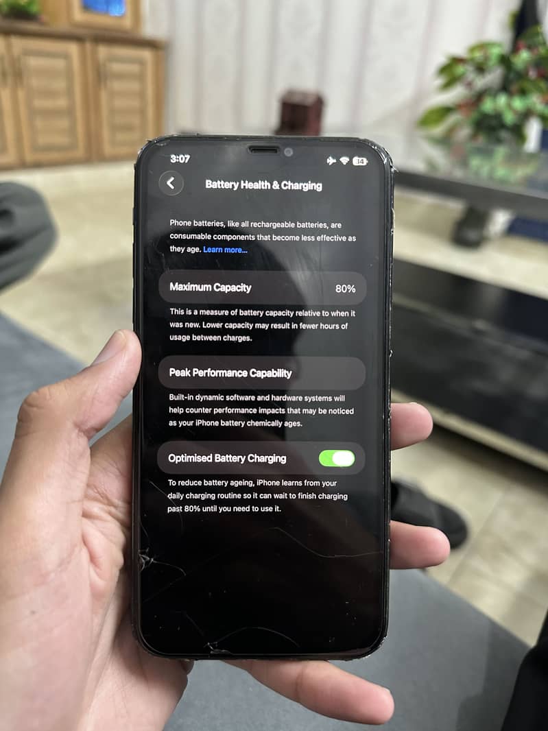 Apple iPhone 11 Pro Max 2