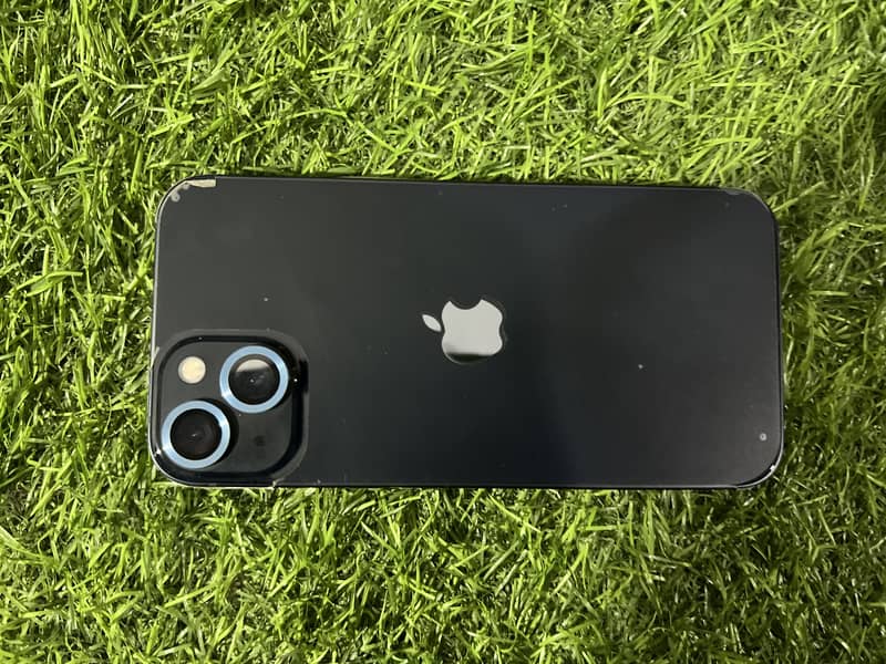 Apple iPhone 13 1