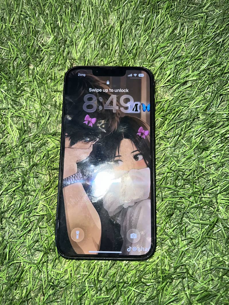 Apple iPhone 13 2