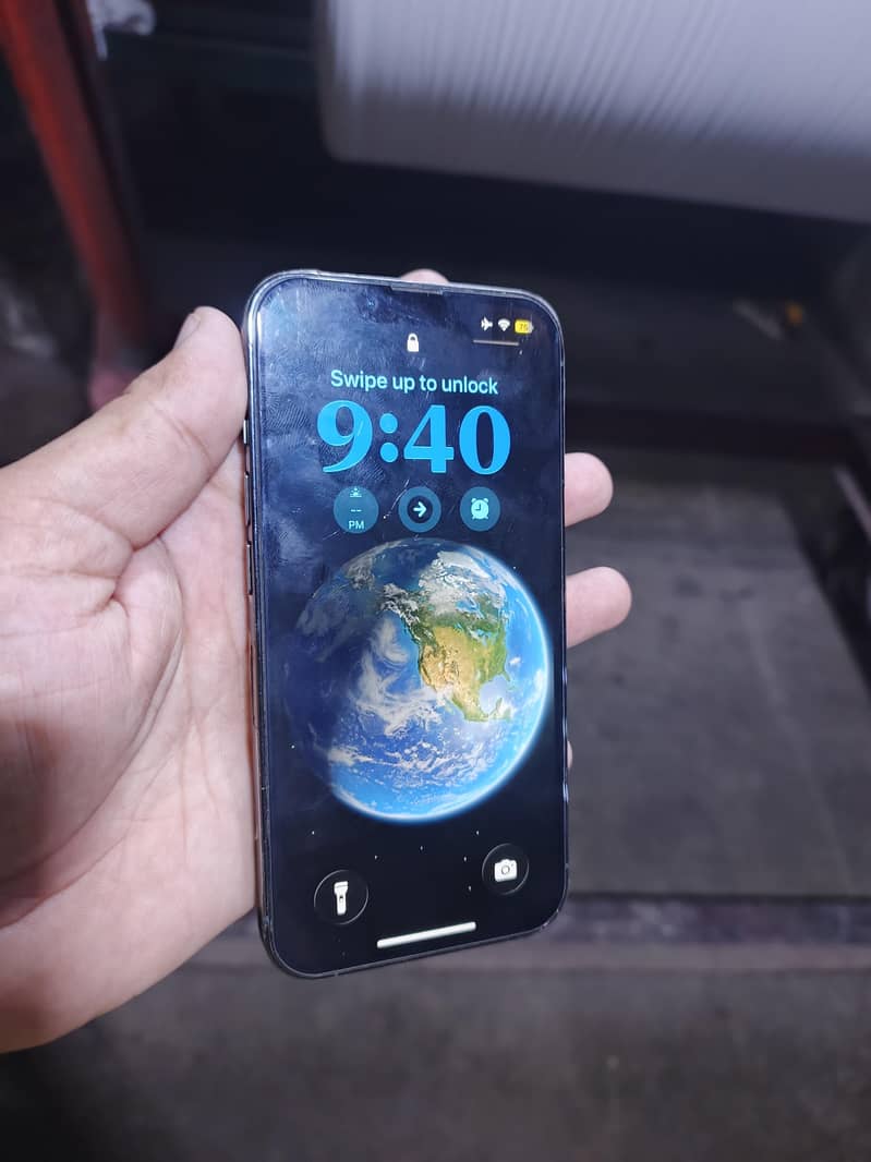 Apple iPhone 13 Pro 3