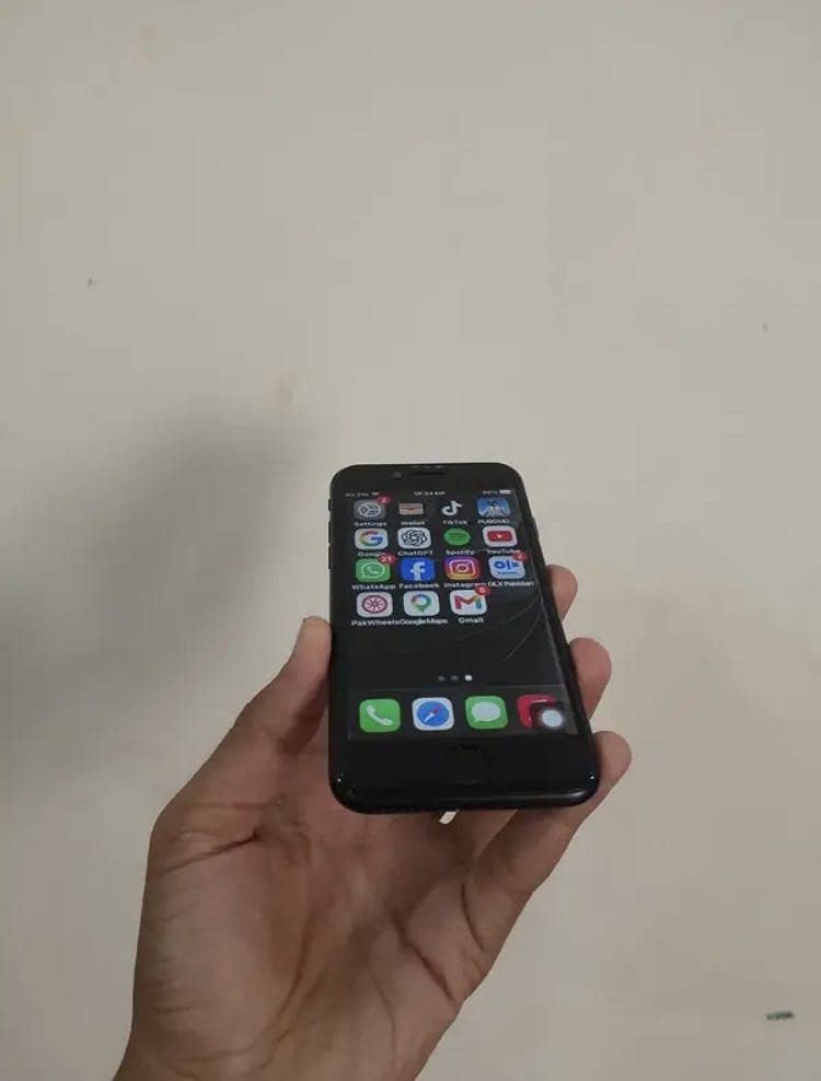 Apple iPhone SE 3