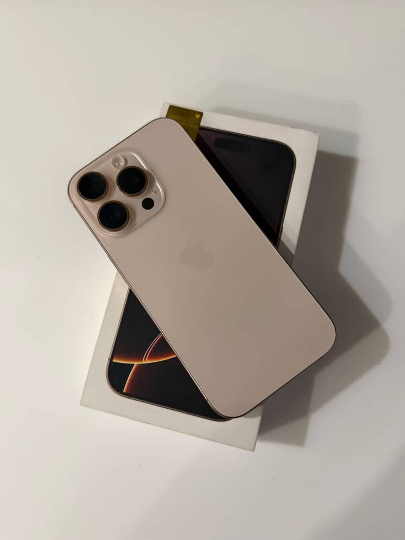 Apple iPhone 16 Pro 0