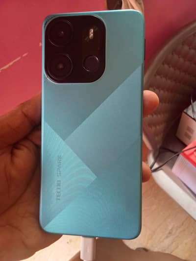 Tecno spark 2023.4gb 64.