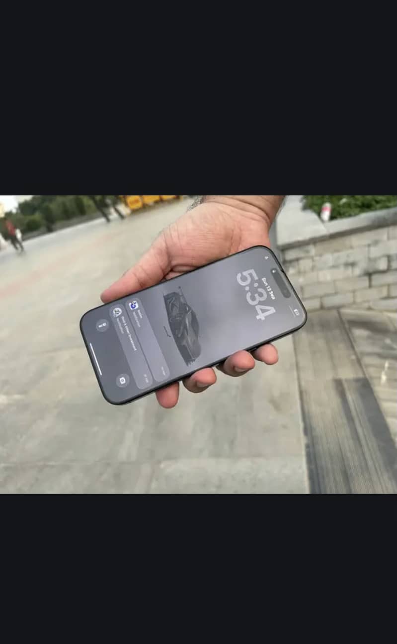 Apple iPhone 16 Pro Max 0