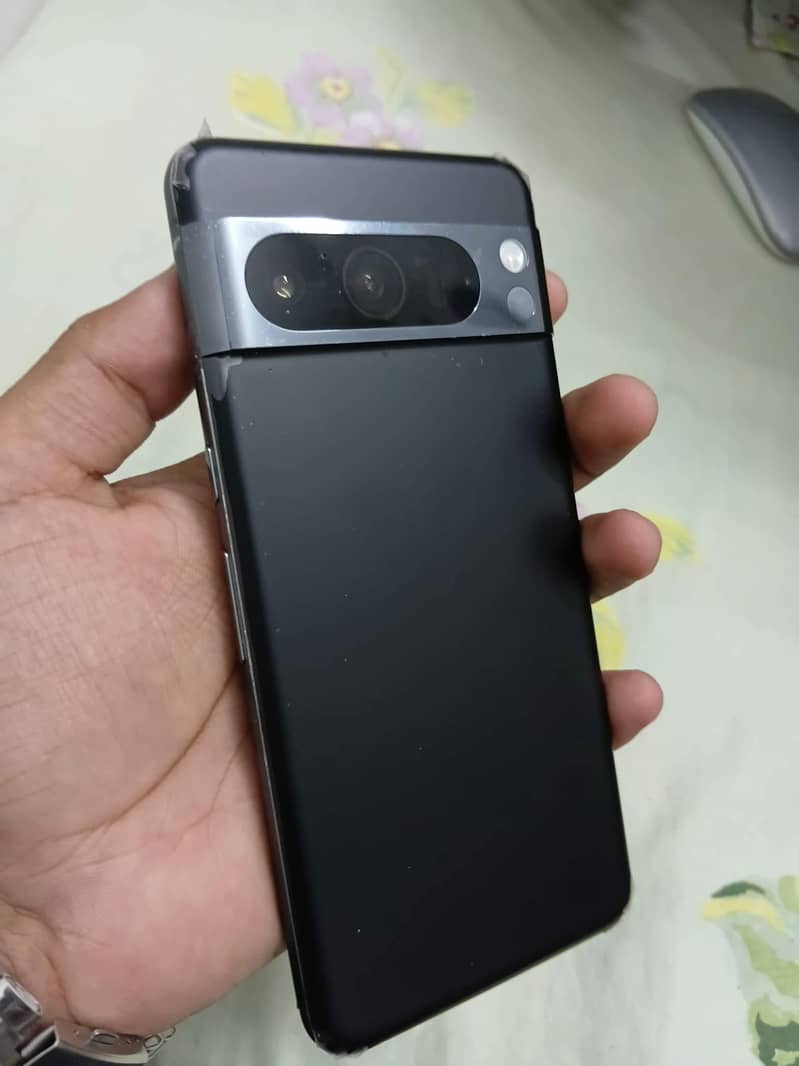 Google Pixel 8 Pro 4