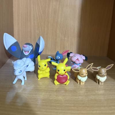 Pokemon Figures & Toys