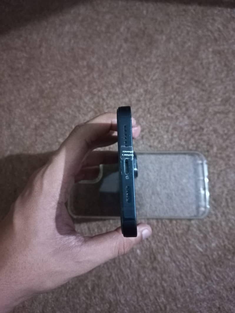 Apple iPhone 14 plus 4