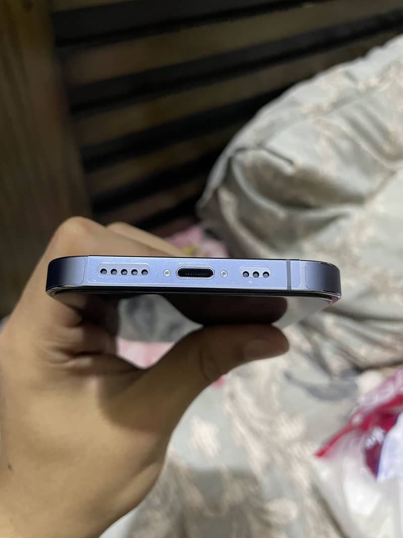Apple iPhone 13 Pro 2