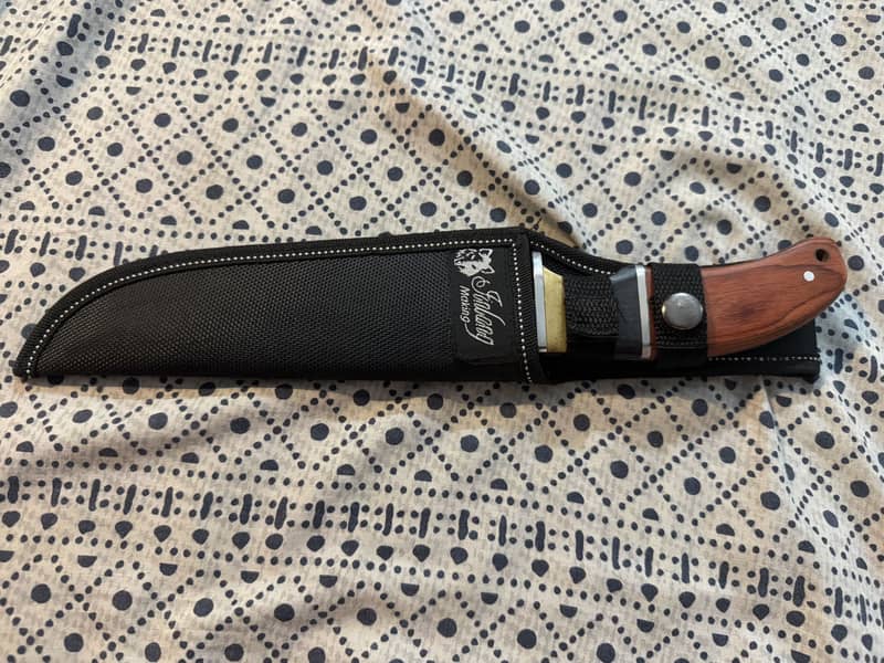 Camping knife 0
