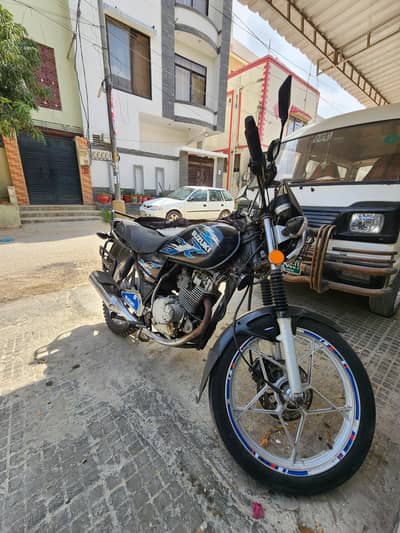 Suzuki GS 150 SE