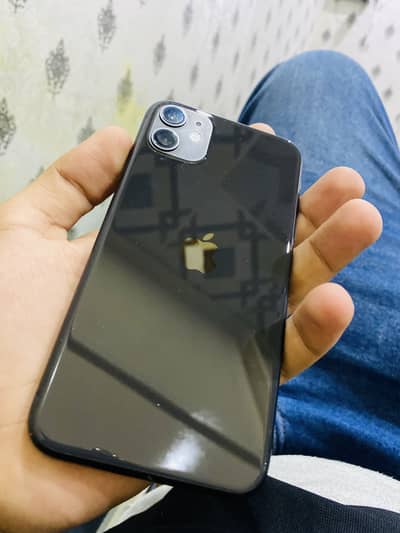 Apple iPhone 11 factory unlock 128gb. 88 health waterpack airtight
