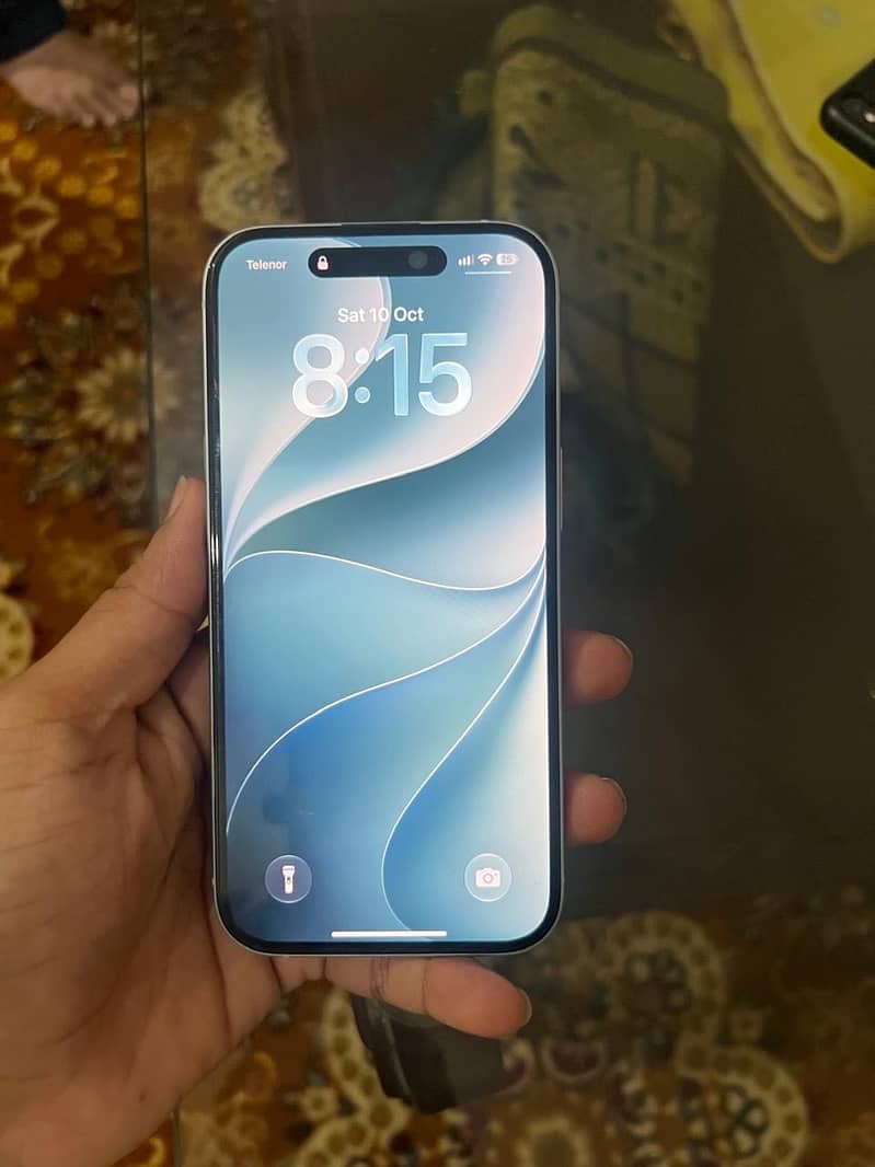 Apple iPhone 15 5