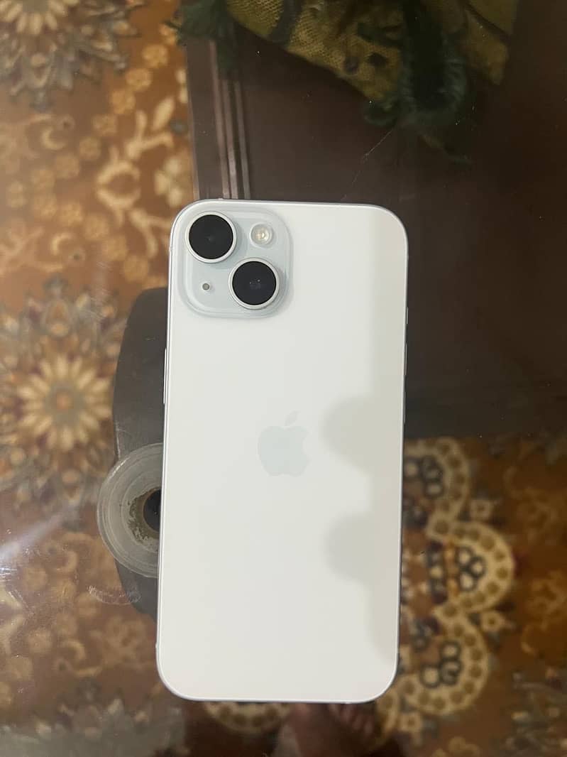 Apple iPhone 15 7