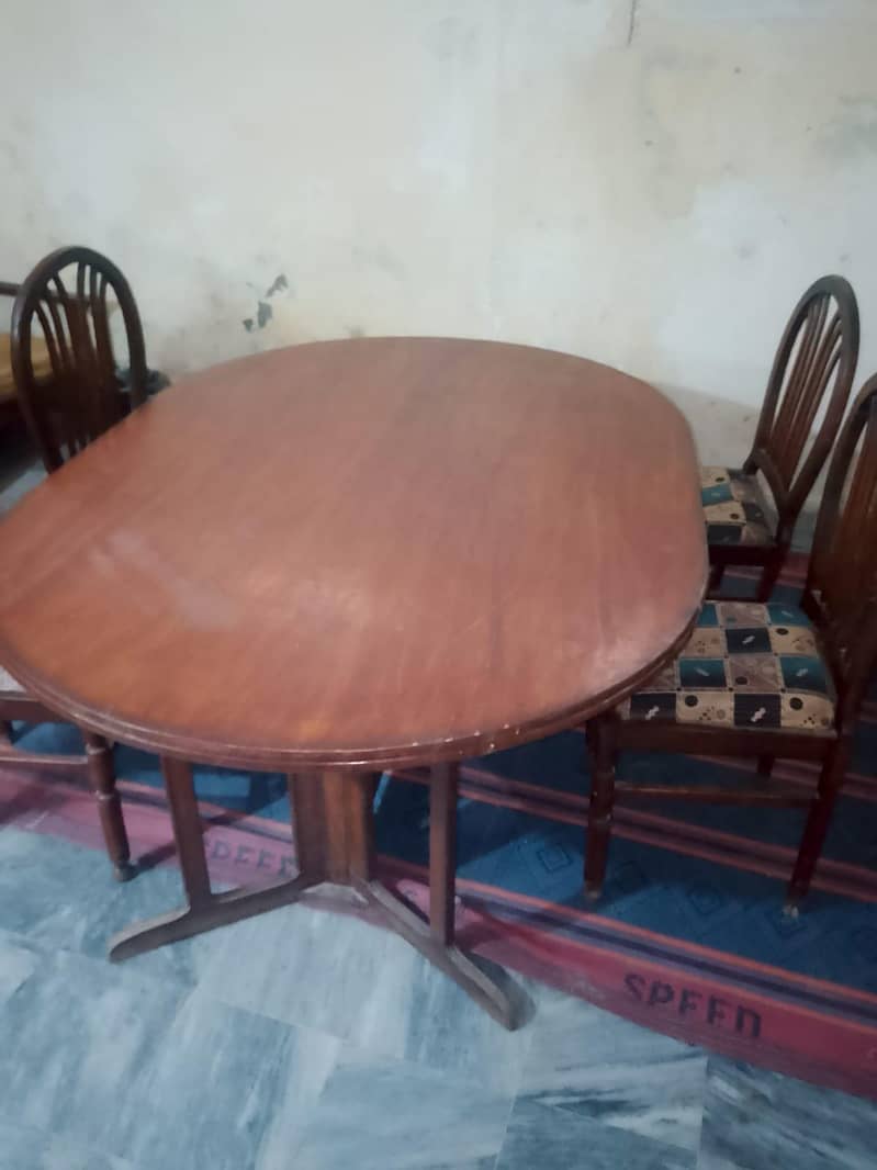 dining table with chairs 0