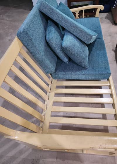 pure oak wood, new molty foam 5 seater