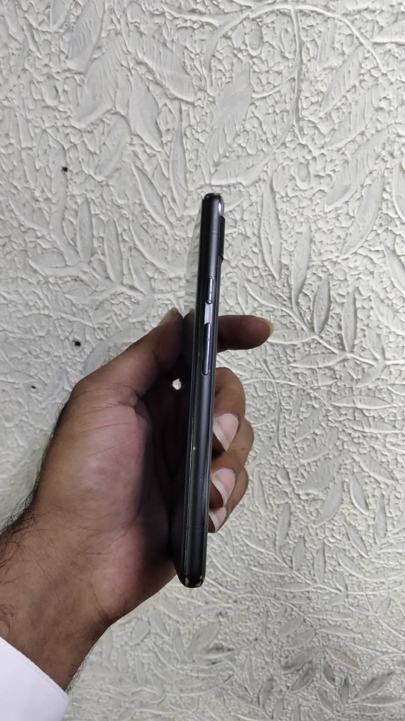 Google Pixel 6a 4