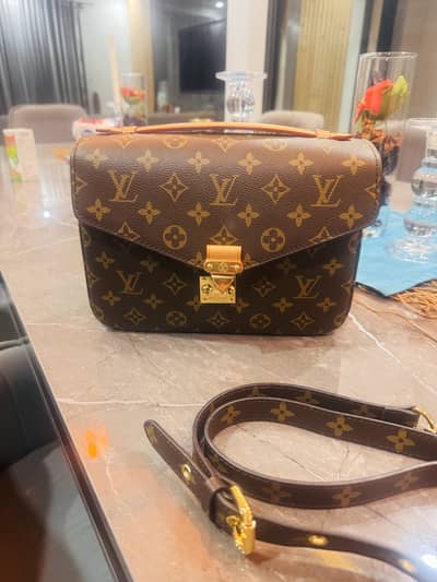 Louis Buitton Metis