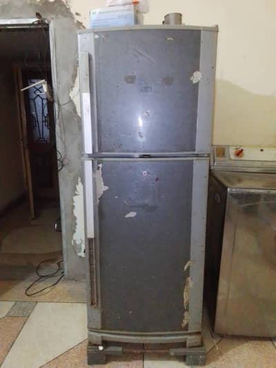 DAWLANCE FRIDGE
