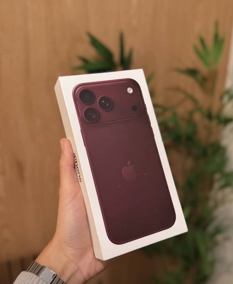 Apple iPhone 18 Pro Max 0