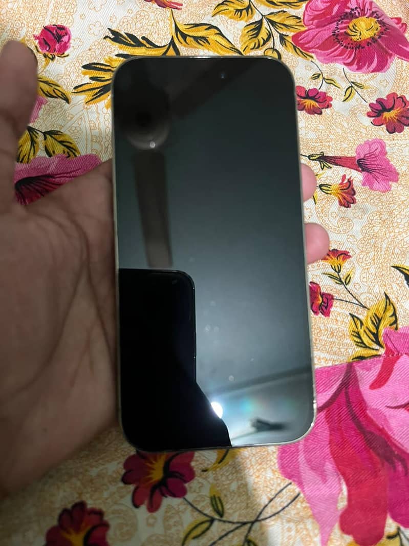 Apple iPhone 14 Pro 3
