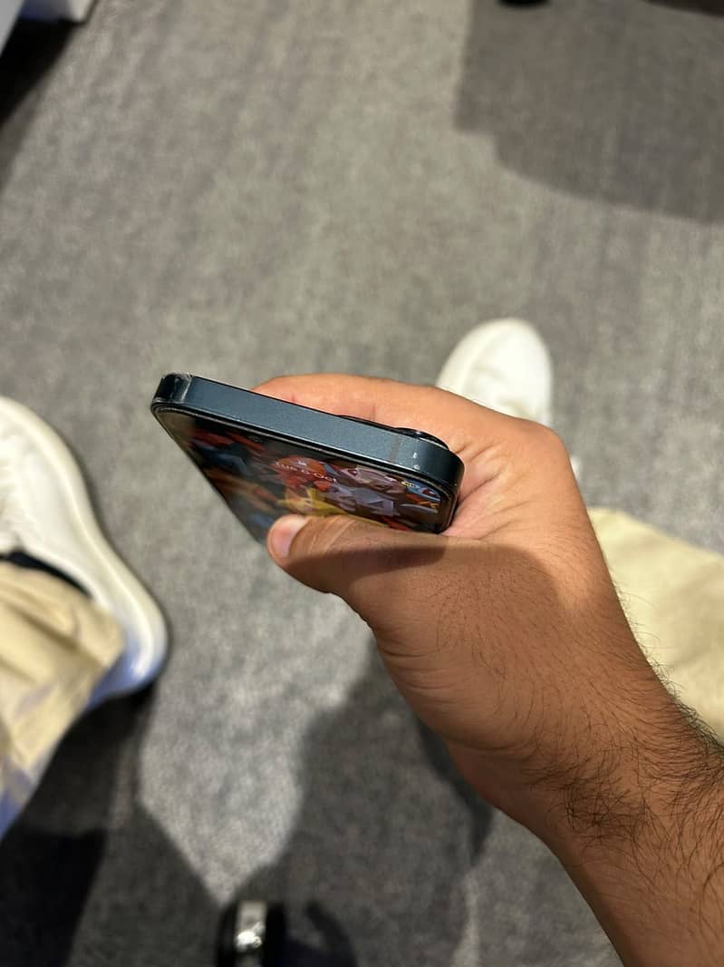 Apple iPhone 14 6