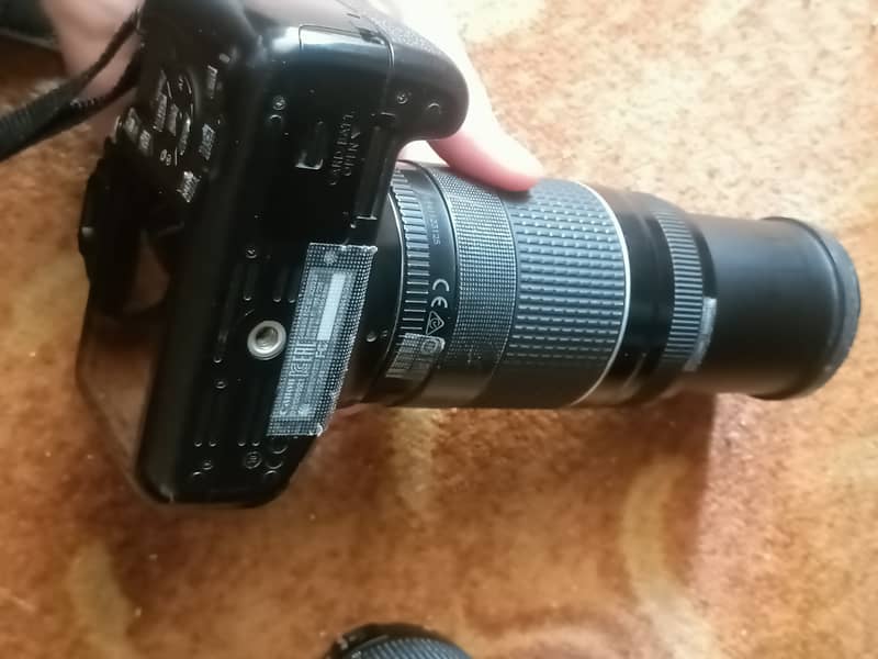 1300D Canon camera 2
