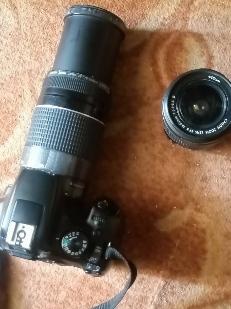 1300D Canon camera 4