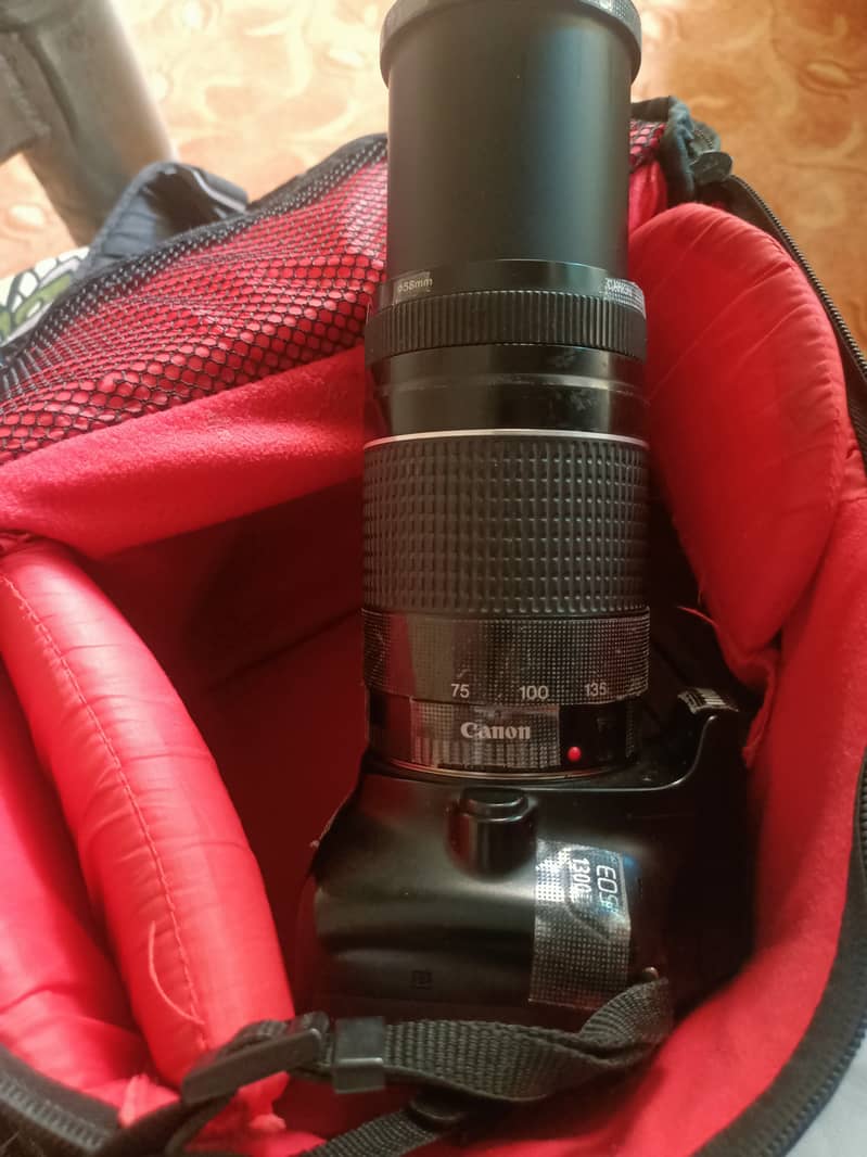 1300D Canon camera 6