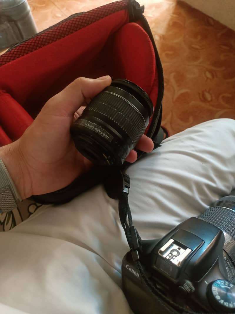 1300D Canon camera 7