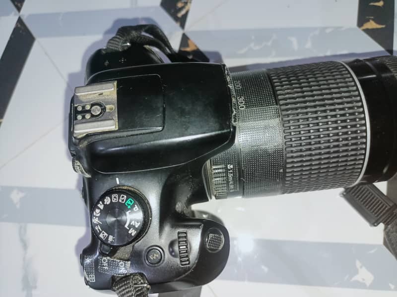 1300D Canon camera 14