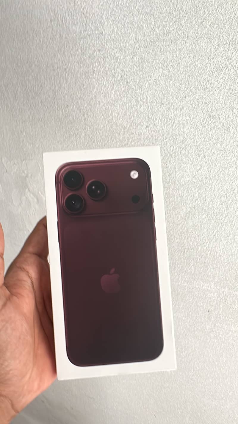 Apple iPhone 18 Pro Max 1