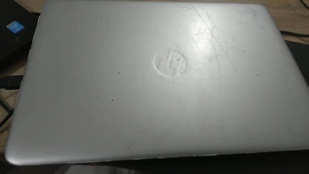 HP EliteBook 3