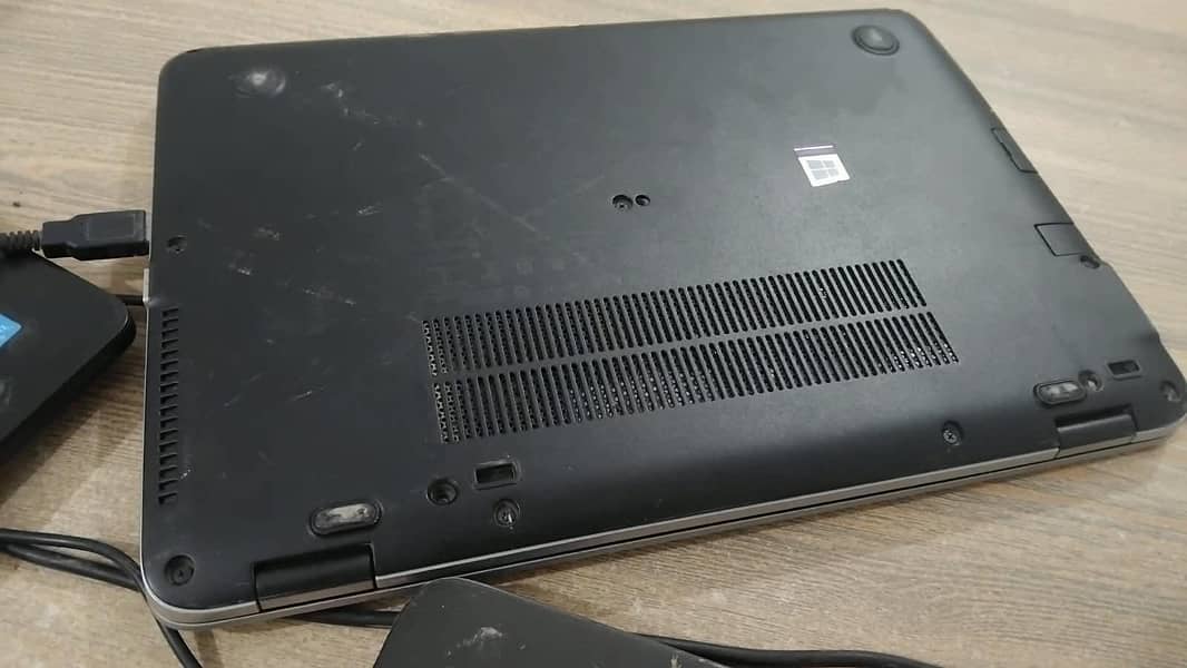 HP EliteBook 4