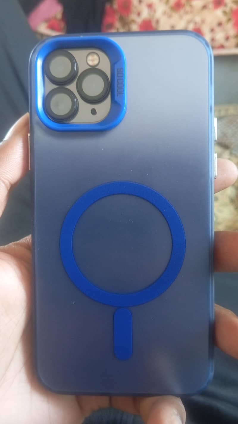 Apple iPhone 11 Pro 2