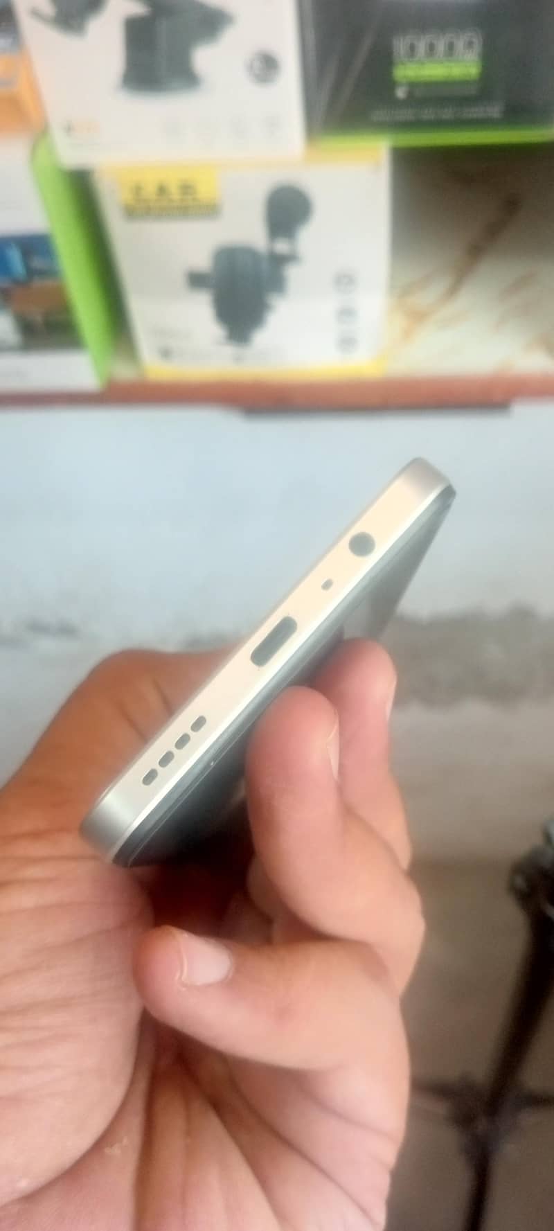Realme C71 3