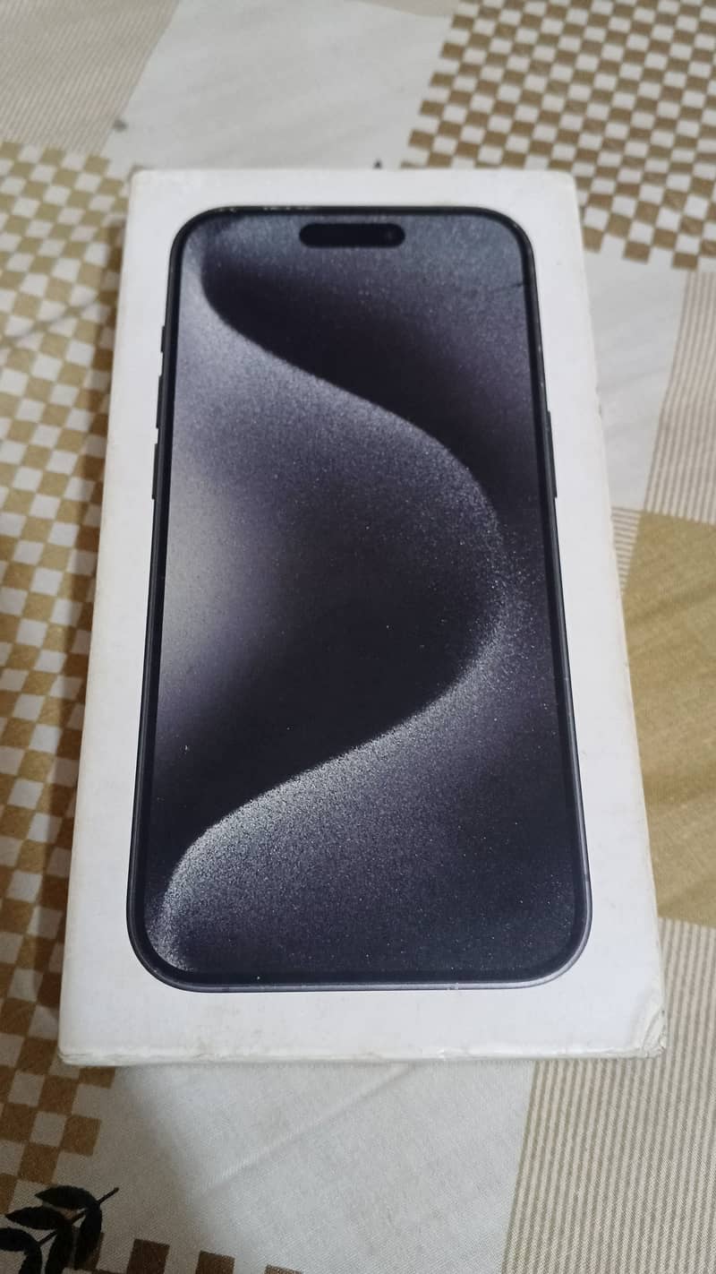 Apple iPhone 15 Pro 4