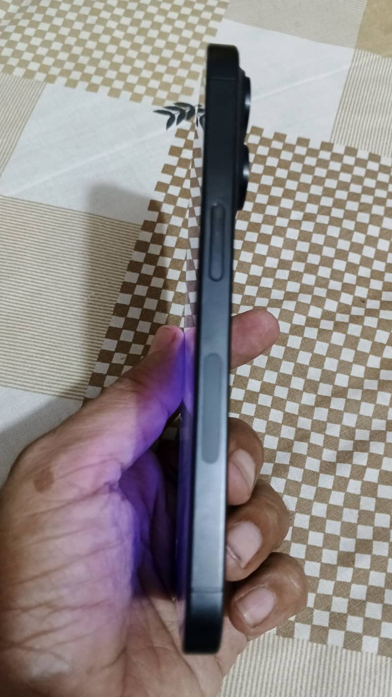 Apple iPhone 15 Pro 5