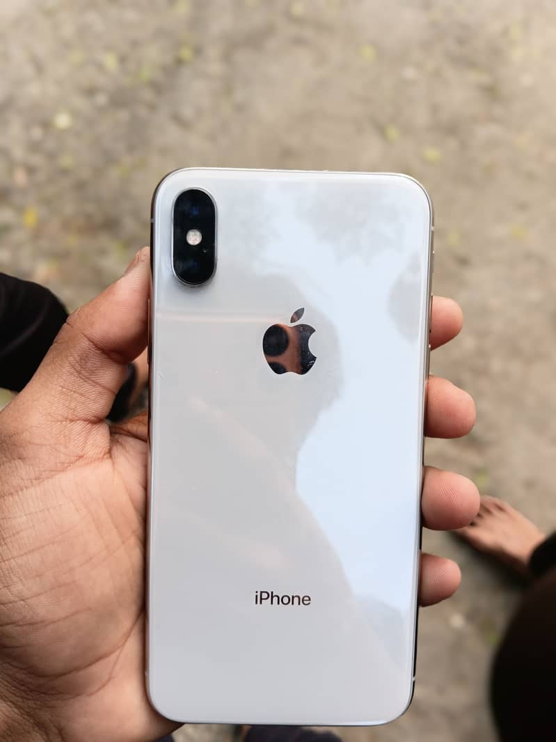 Apple iPhone XS 3