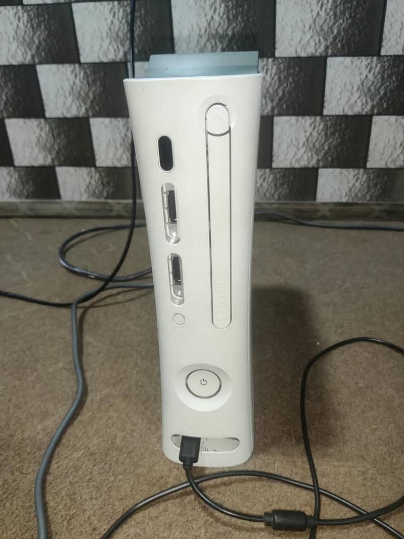 X box 360 2