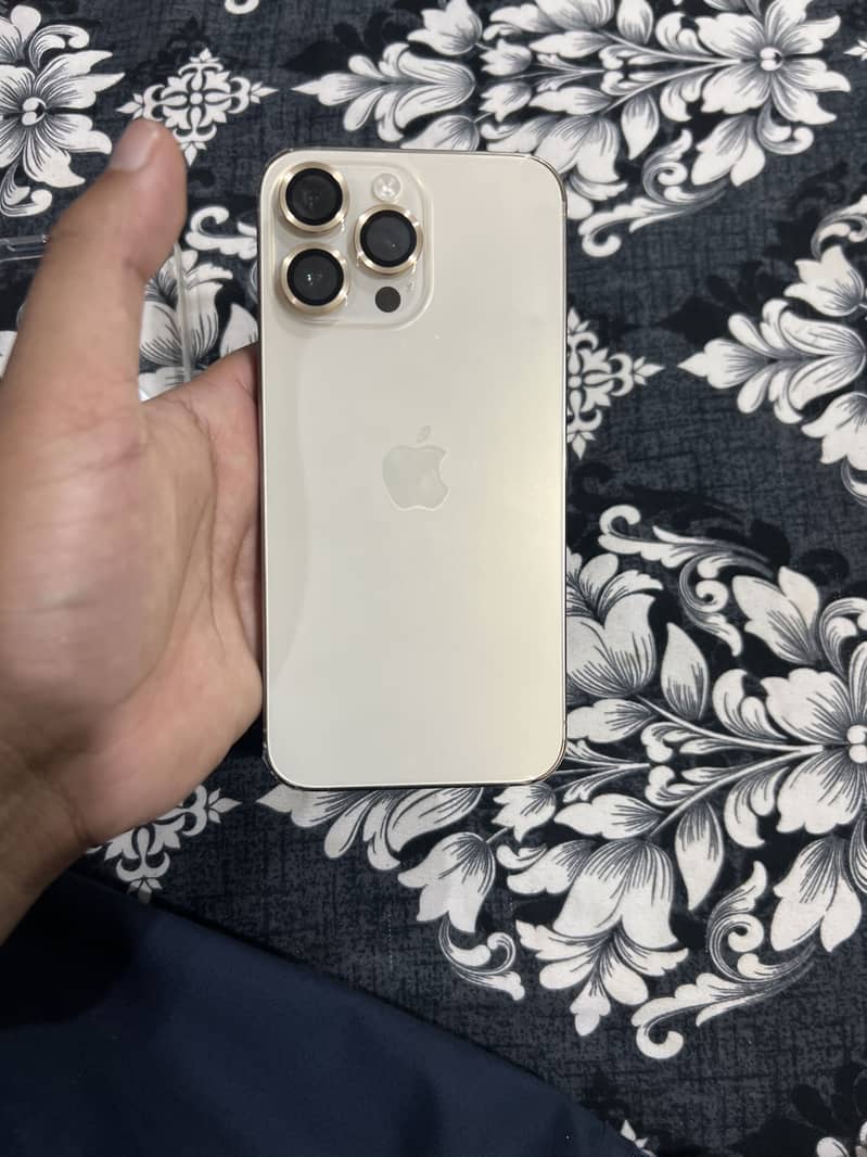 Apple iPhone 14 Pro Max 5