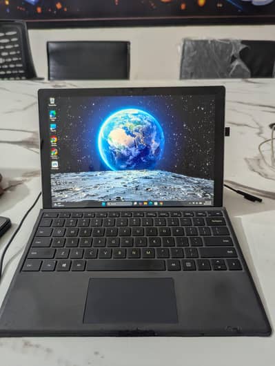 MICROSOFT SURFACE PRO 5 WITH TOUCH SCREEN 8GB 255 NVME