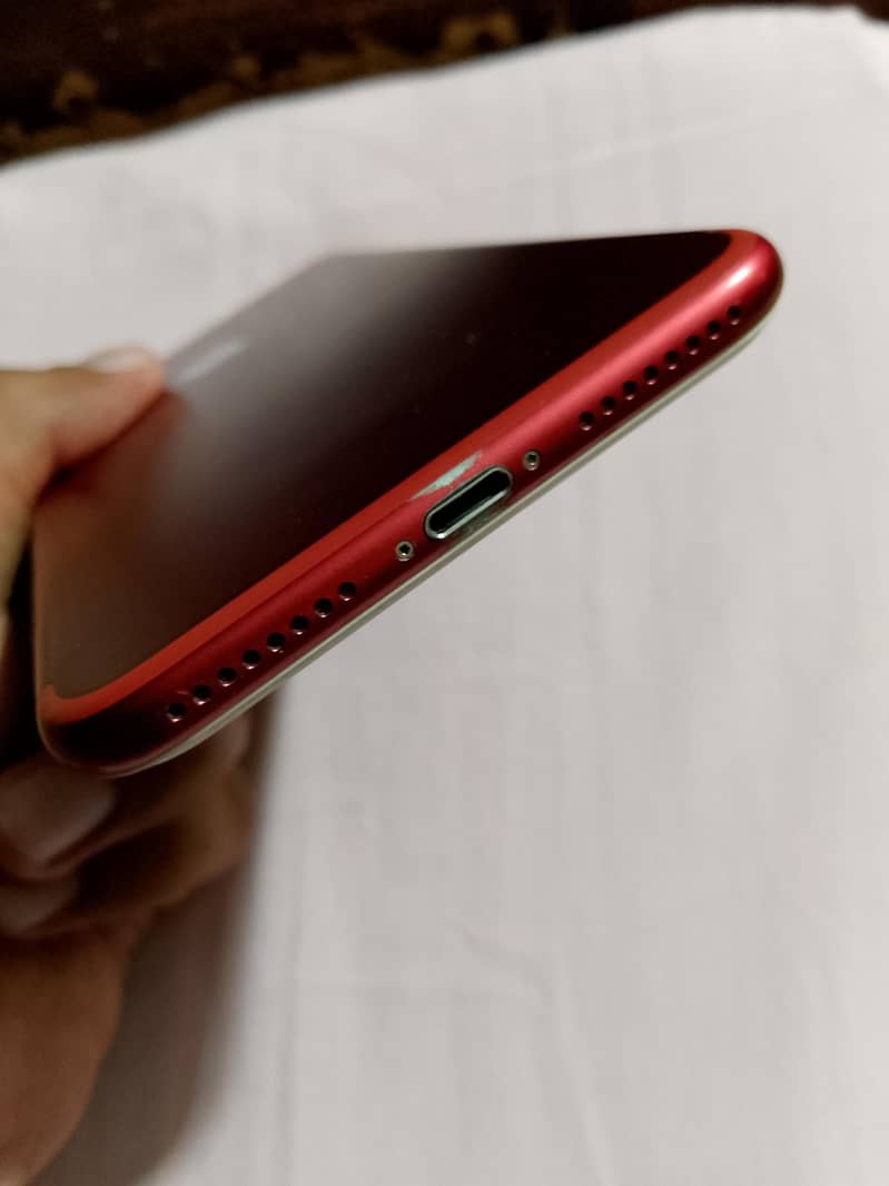 Apple iPhone 7 Plus 3