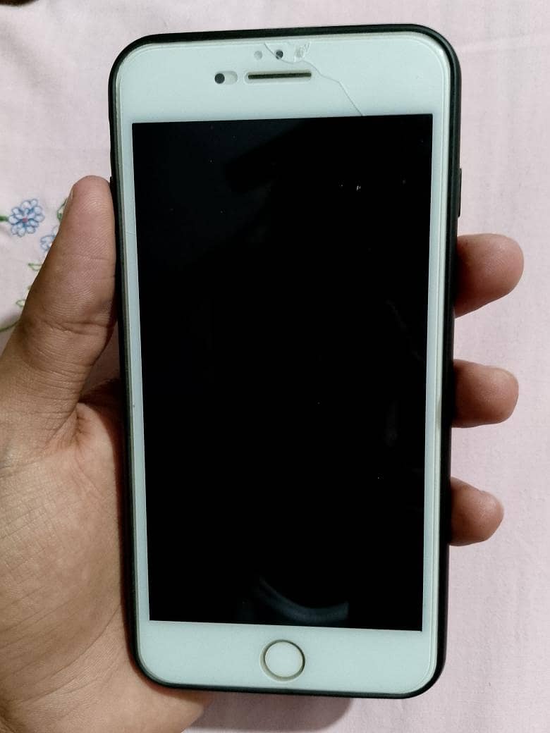 Apple iPhone 7 Plus 5