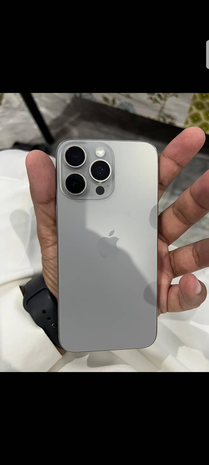 Apple iPhone 15 Pro Max 0
