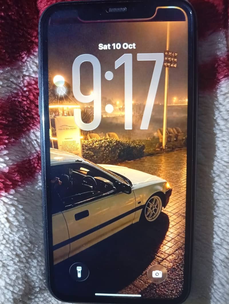 Apple iPhone 11 0